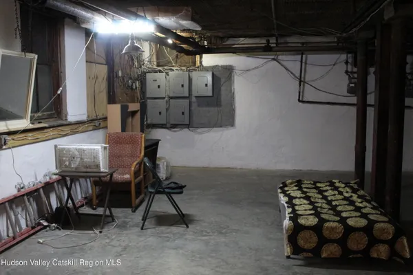 $699,900 | 59 Dodge Street, Hudson, NY 12534