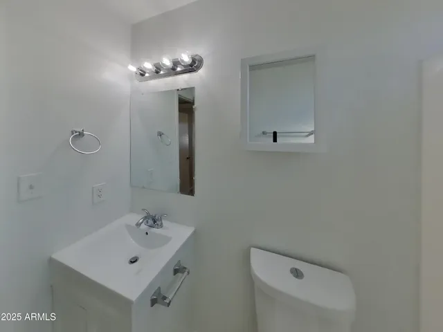 a close up of a shower