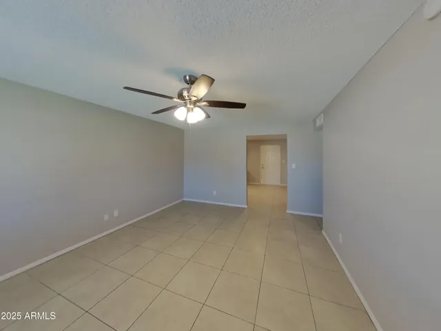 a view of empty room with window