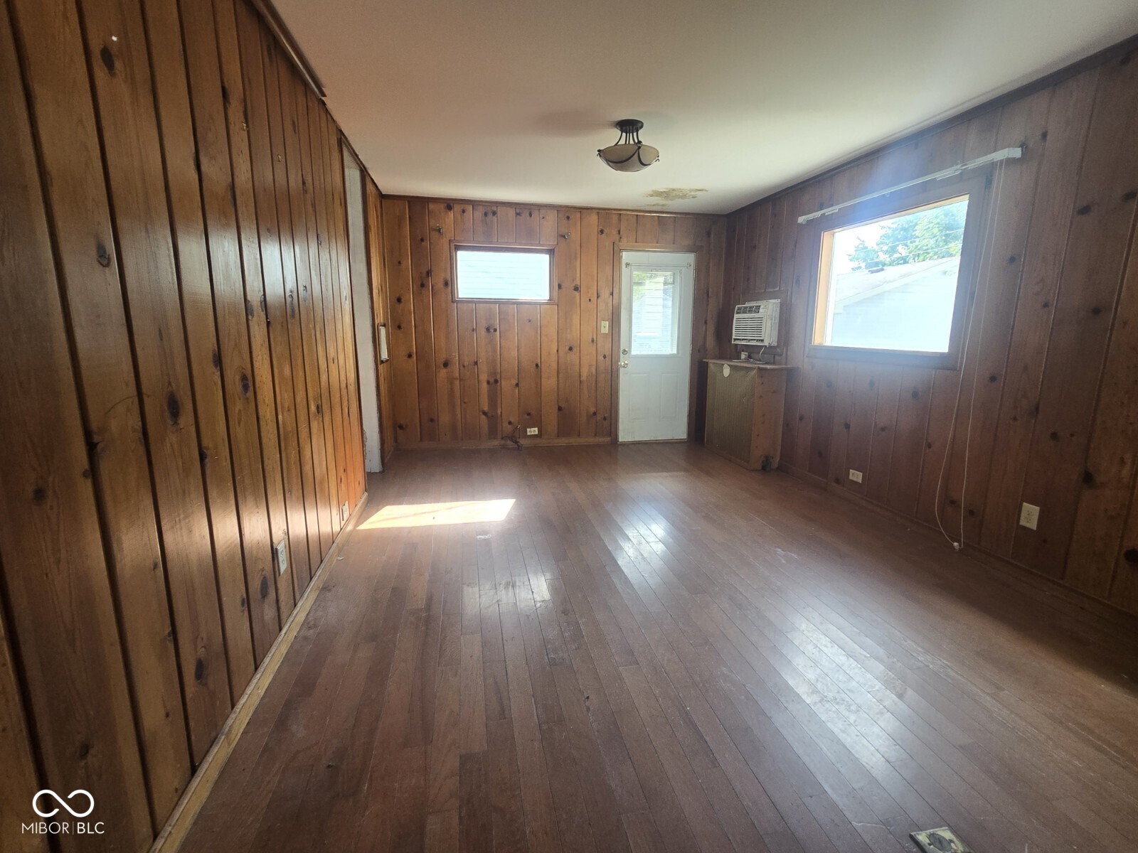 1617 South 5th Street Terre Haute, IN 47802 - Photo 14 of 23