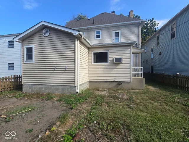 $117,000 | 1617 South 5th Street, Terre Haute, IN 47802