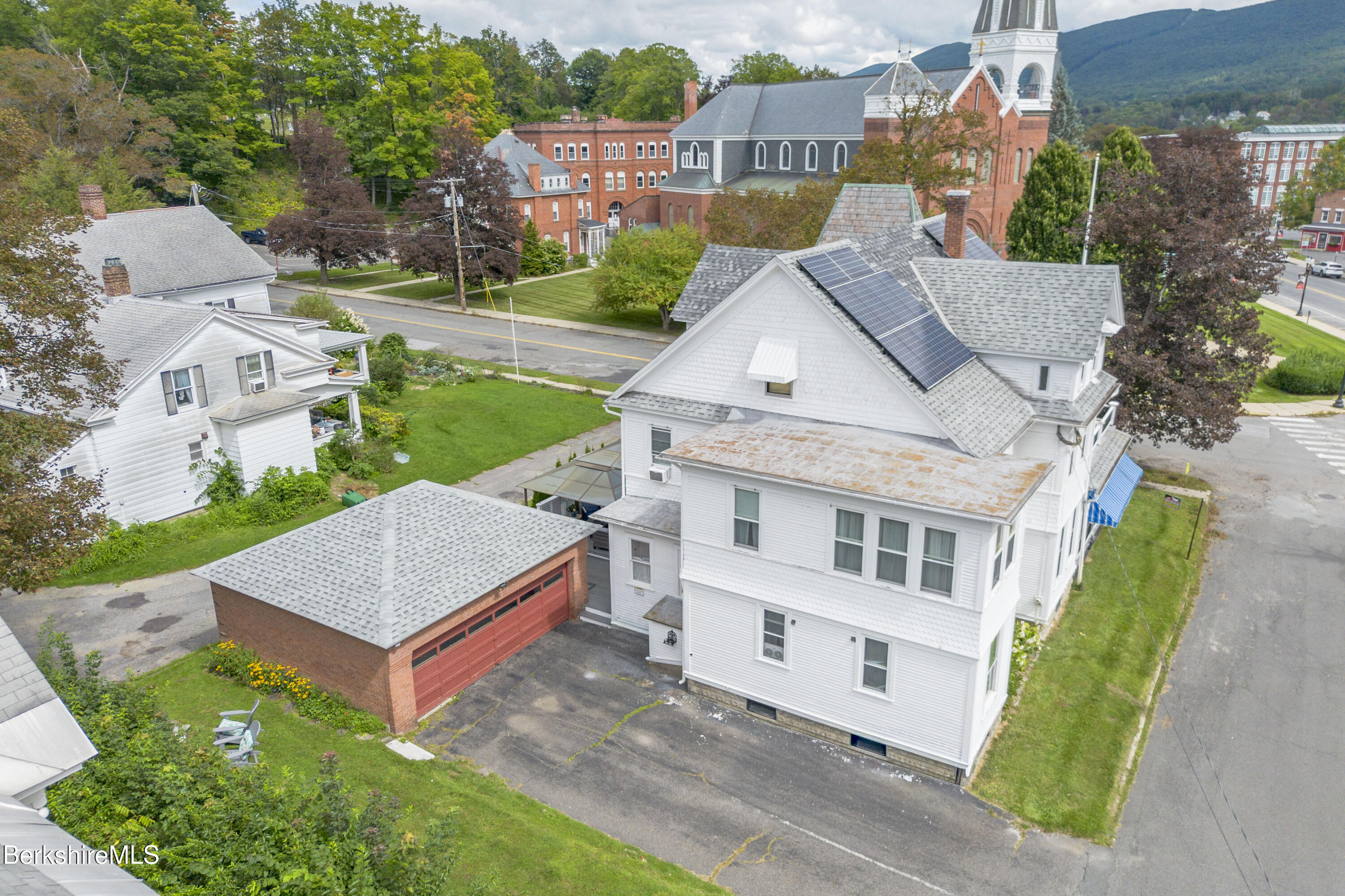16 Maple Street Adams, MA 01220 - Photo 53 of 60 MapleSt_043