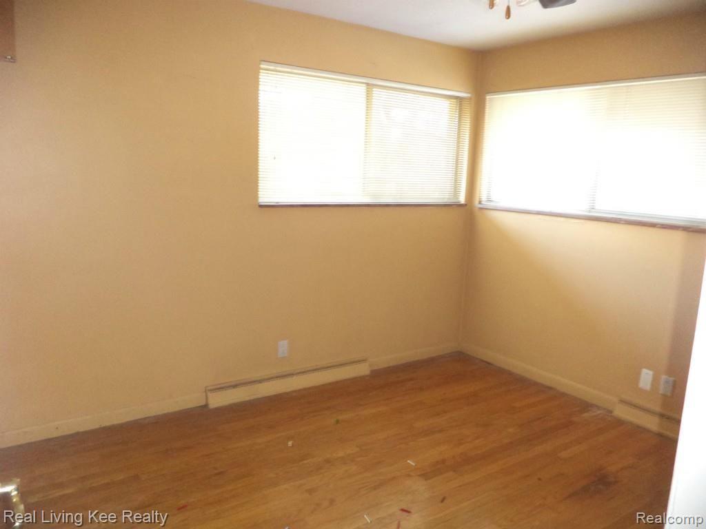 2129 Hamlin Court Rochester, MI 48307 - Photo 10 of 15 DSC00050.jpg