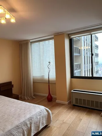 $3,650 | 300 Winston Drive, Unit 2301, Cliffside Park, NJ 07010