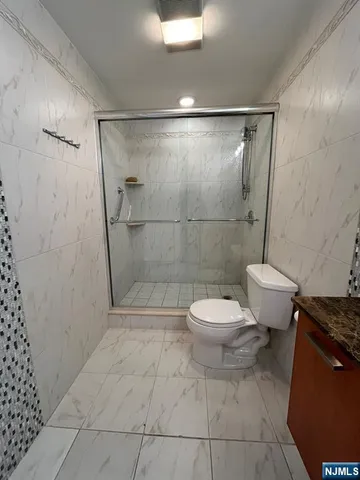 $3,650 | 300 Winston Drive, Unit 2301, Cliffside Park, NJ 07010