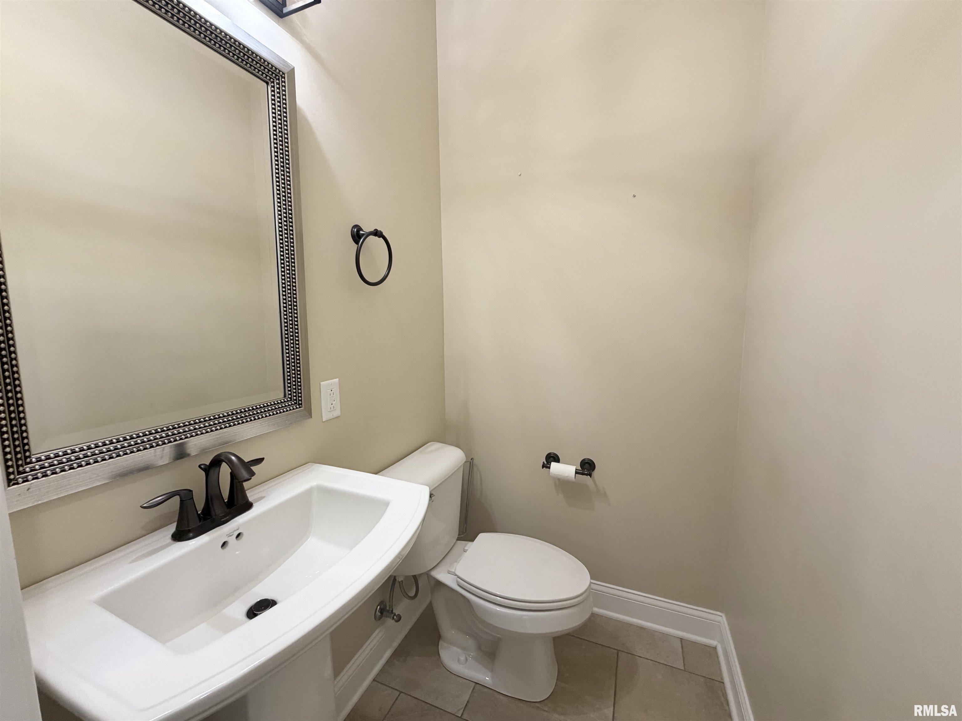 1805 Blue Stone Drive Springfield, IL 62704 - Photo 15 of 40