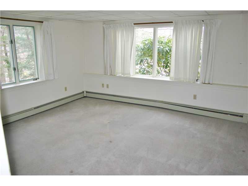 88 West View Road Damariscotta, ME 04543 - Photo 7 of 13 Bedroom.