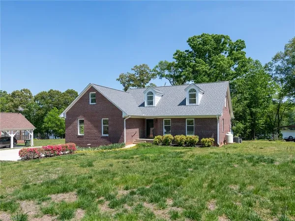 $575,000 | 115 North Gifford Lane, Richfield, NC 28137