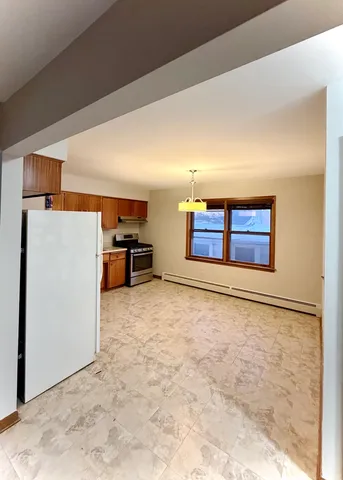 a view of a livingroom with furniture