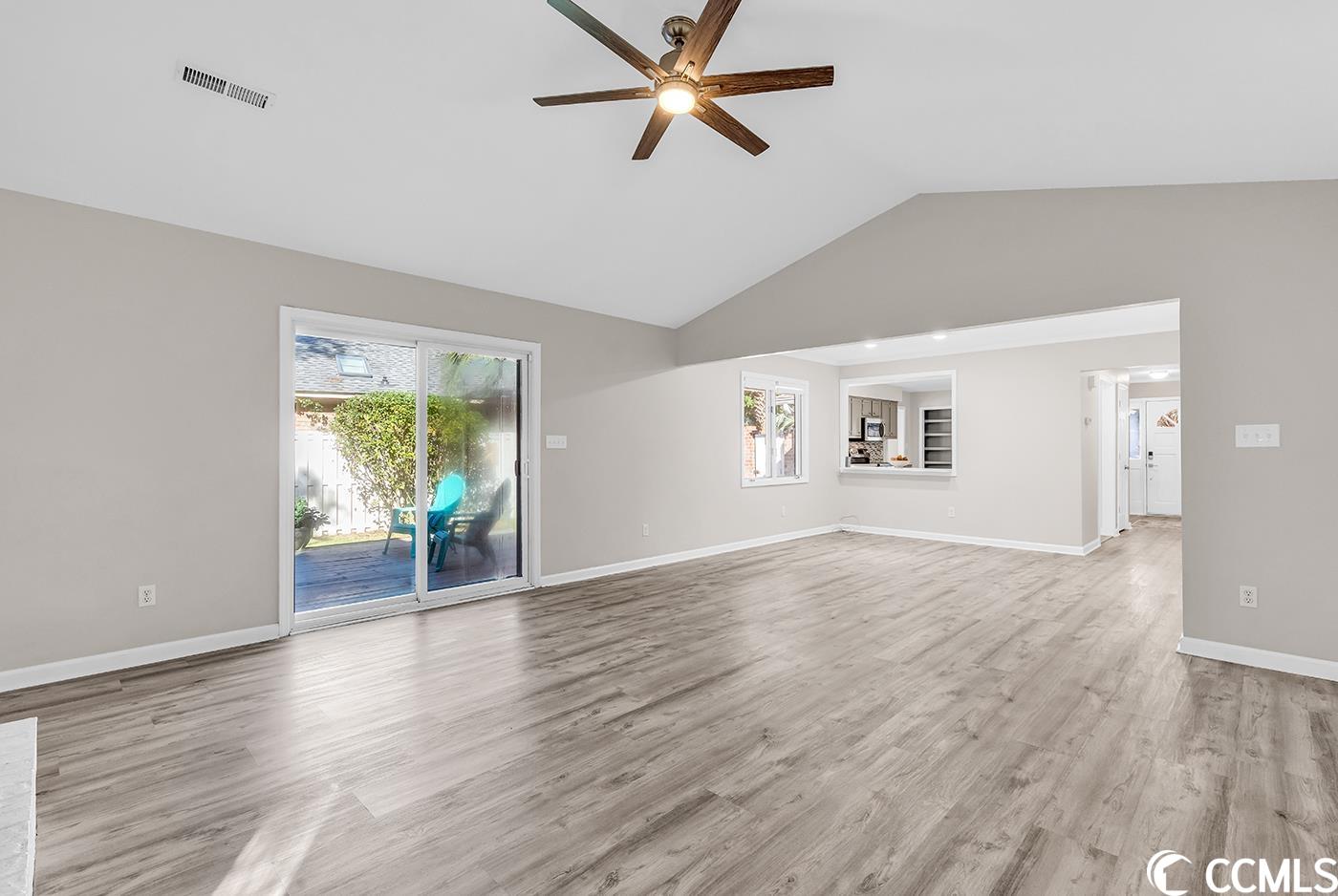 888 Kittiwake Lane Murrells Inlet, SC 29576 - Photo 10 of 29 Gallery Image 10
