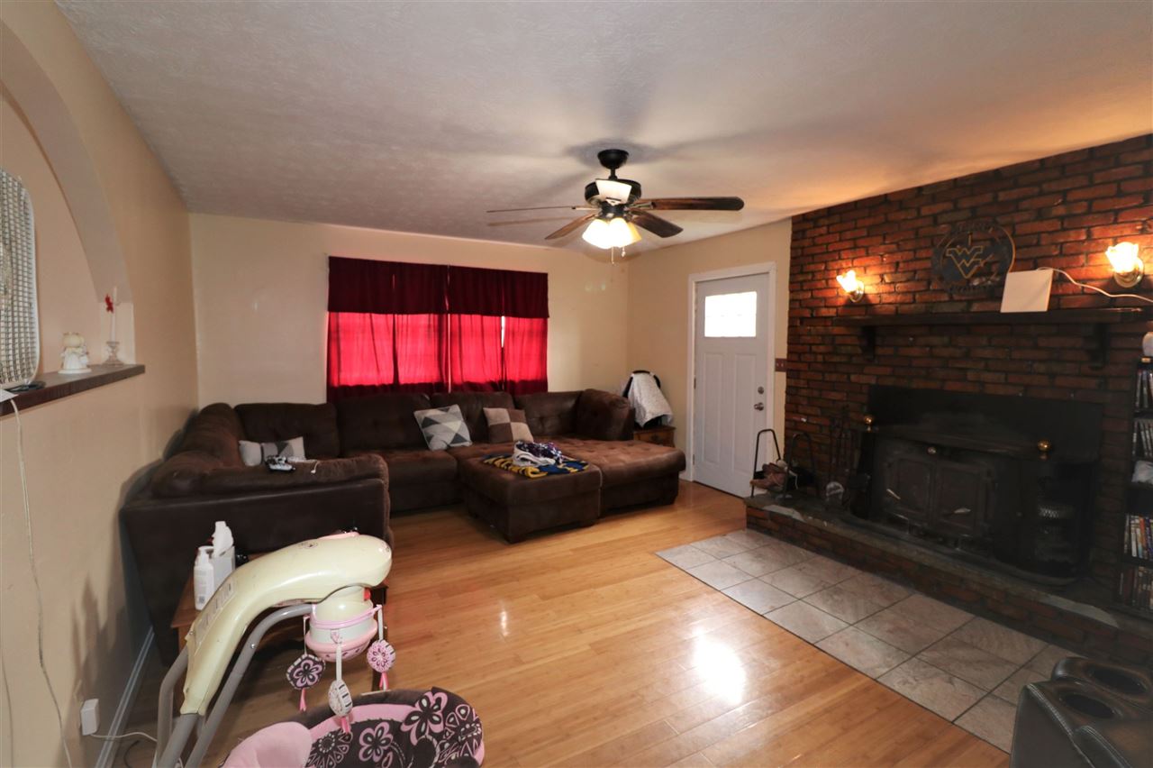 9133 Barker Ridge Church Road Ona, WV 25545 - Photo 6 of 11 Gallery Image 6
