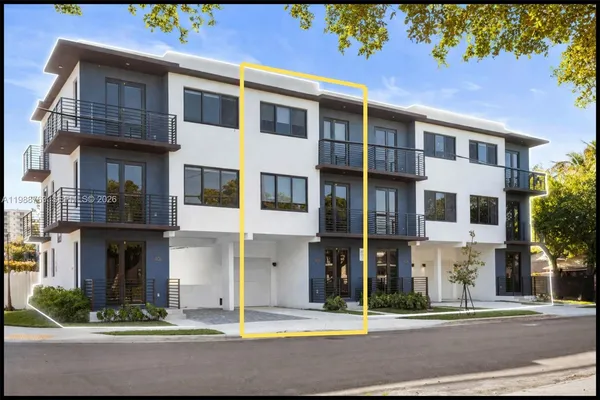 $4,800 | 1376 Southwest 4th Street, Unit 3, Miami, FL 33135