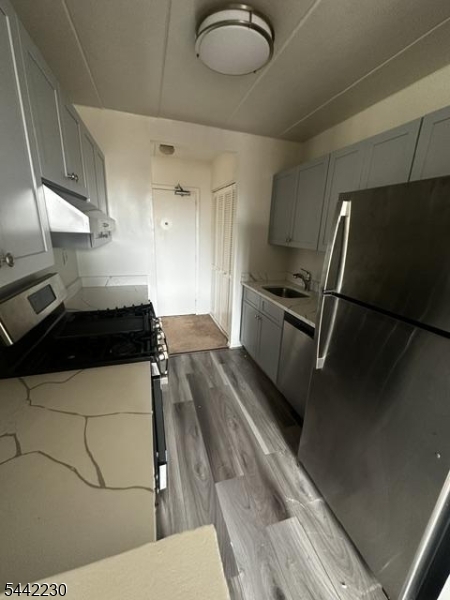 77 Prospect Avenue, Unit C Hackensack, NJ 07601 - Photo 5 of 23