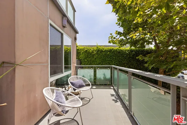 $799,000 | 8513 Cashio Street, Unit 101, Los Angeles, CA 90035