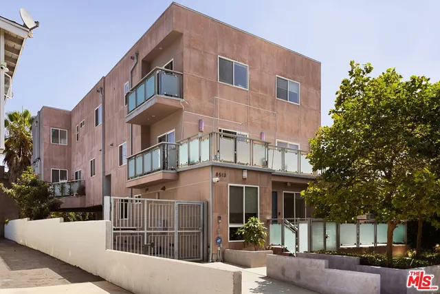 $799,000 | 8513 Cashio Street, Unit 101, Los Angeles, CA 90035