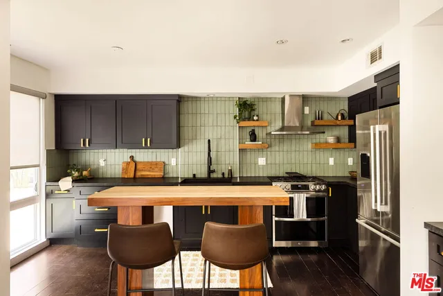 $799,000 | 8513 Cashio Street, Unit 101, Los Angeles, CA 90035