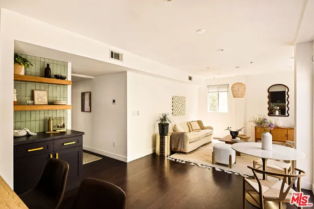 $799,000 | 8513 Cashio Street, Unit 101, Los Angeles, CA 90035