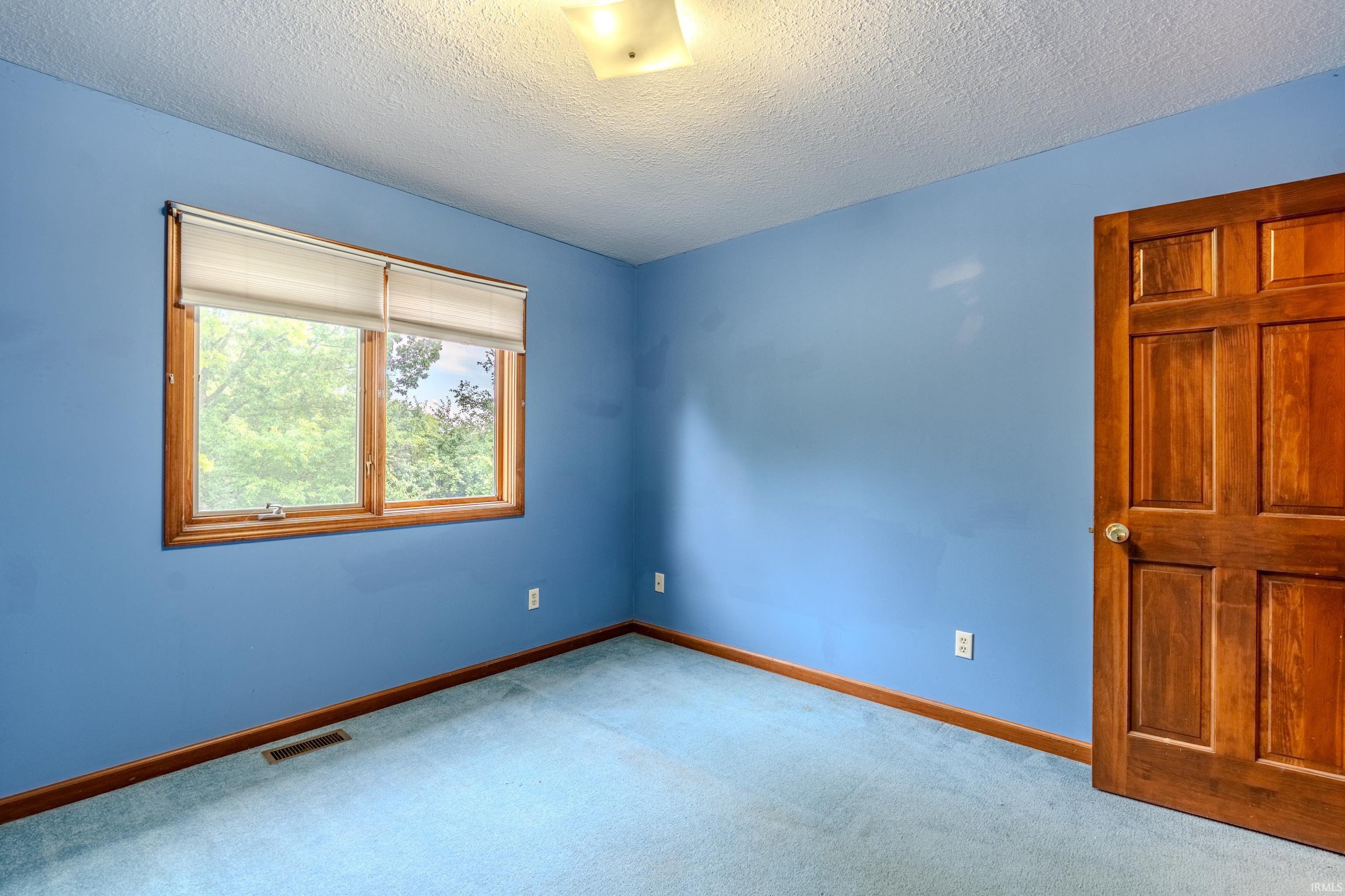 1421 Holly Ridge Run Fort Wayne, IN 46845 - Photo 30 of 36 Gallery Image 30