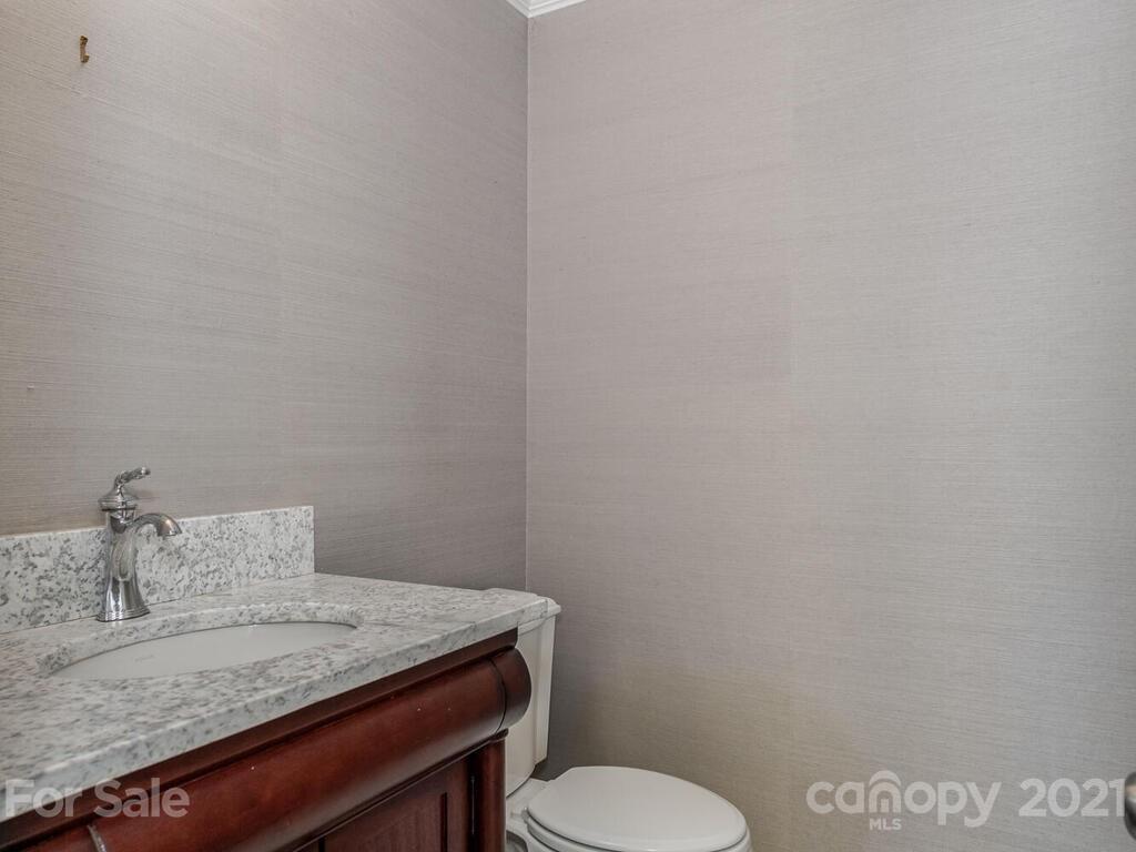 3906 Sharon View Road Charlotte, NC 28226 - Photo 11 of 37 Gallery Image 11