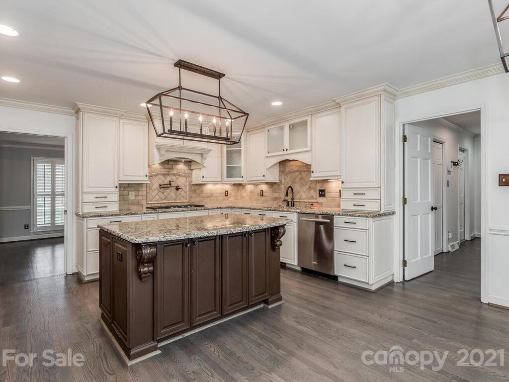 3906 Sharon View Road Charlotte, NC 28226 - Photo 16 of 37 Gallery Image 16