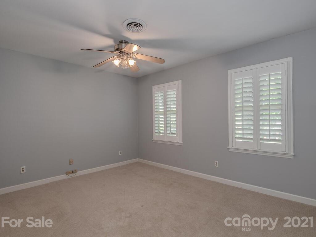 3906 Sharon View Road Charlotte, NC 28226 - Photo 29 of 37 Gallery Image 29