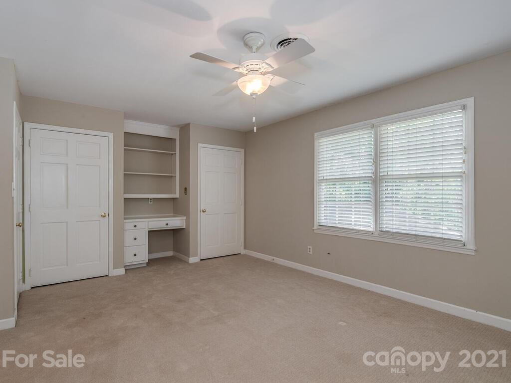 3906 Sharon View Road Charlotte, NC 28226 - Photo 30 of 37 Gallery Image 30