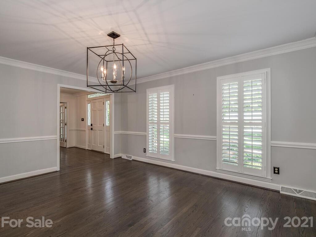 3906 Sharon View Road Charlotte, NC 28226 - Photo 6 of 37 Gallery Image 6