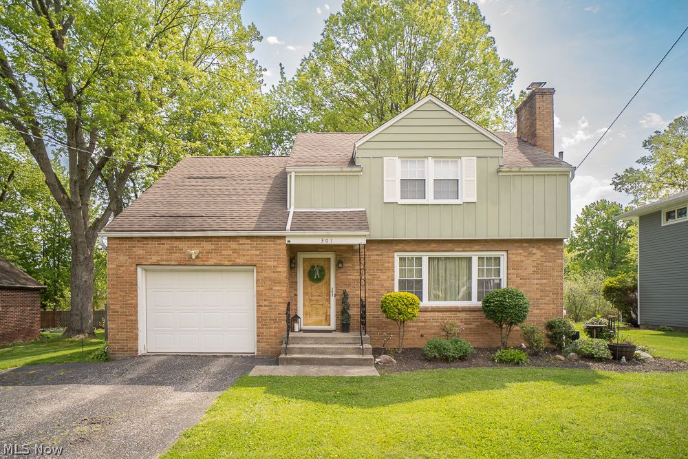 301 Pembroke Road Fairlawn, OH 44333 - Photo 1 of 32