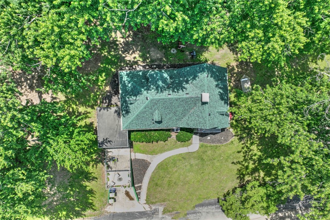 35 Lombardy Drive Decatur, IL 62521 - Photo 6 of 34