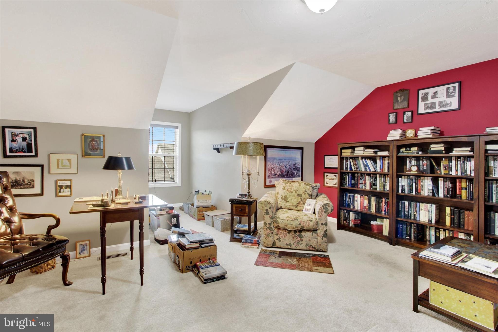 31 Ivy Lane Gettysburg, PA 17325 - Photo 26 of 31 a living room with furniture and book shelf