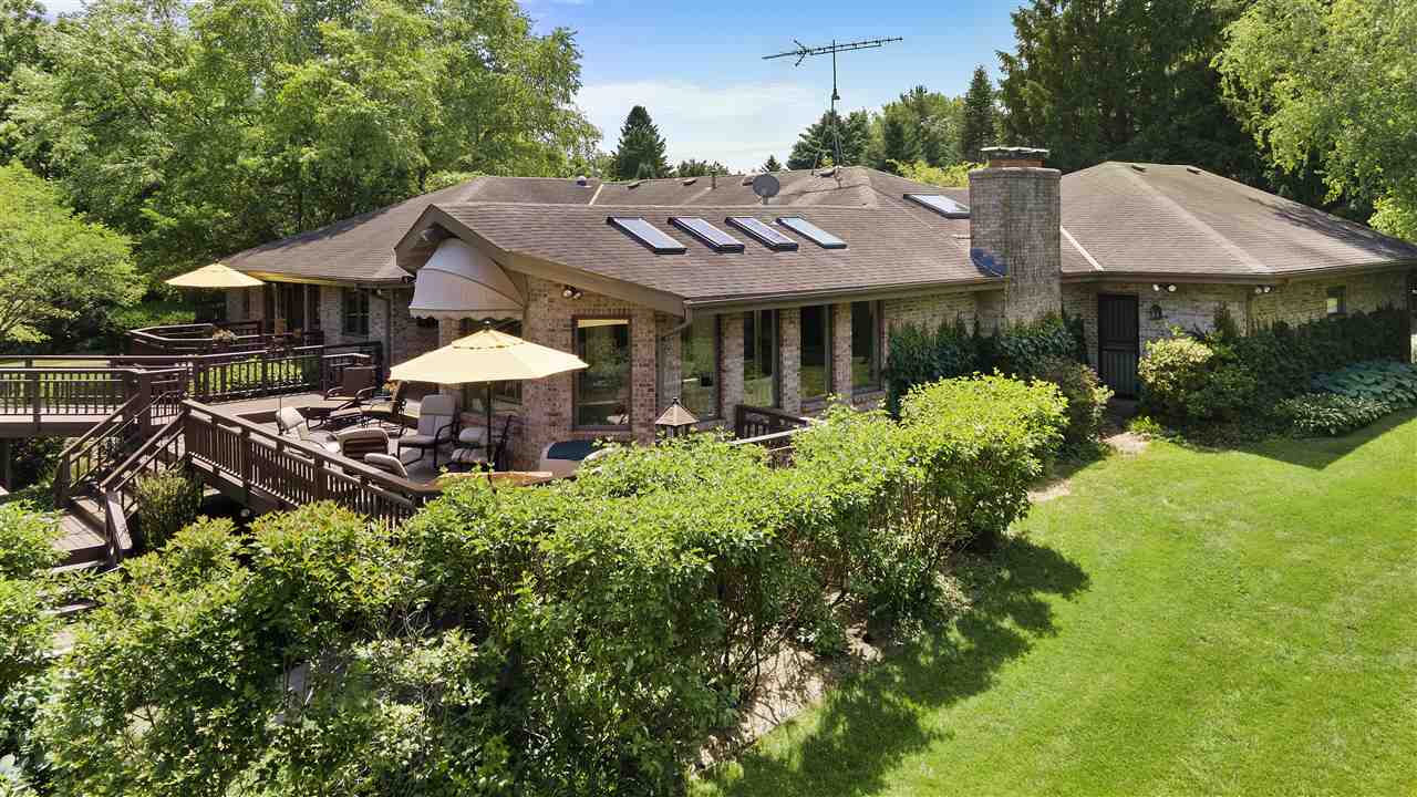 10993 Shaw Road Rockford, IL 61114 - Photo 3 of 33 Gallery Image 3