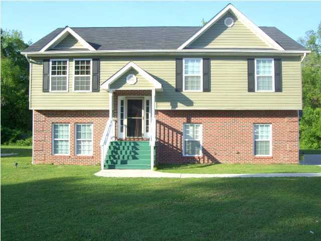 1254 North Moore Road Chattanooga, TN 37411 - Photo 1 of 16 Primary Photo