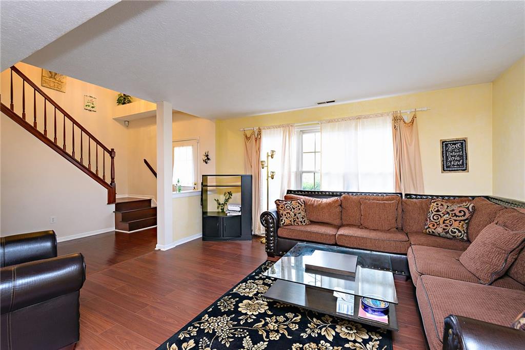 14533 Cherry Ridge Road Carmel, IN 46033 - Photo 7 of 36 Gallery Image 7