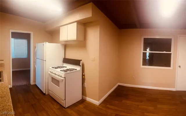 $1,895 | 349 Upland Boulevard, Las Vegas, NV 89107