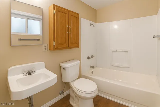 $1,895 | 349 Upland Boulevard, Las Vegas, NV 89107