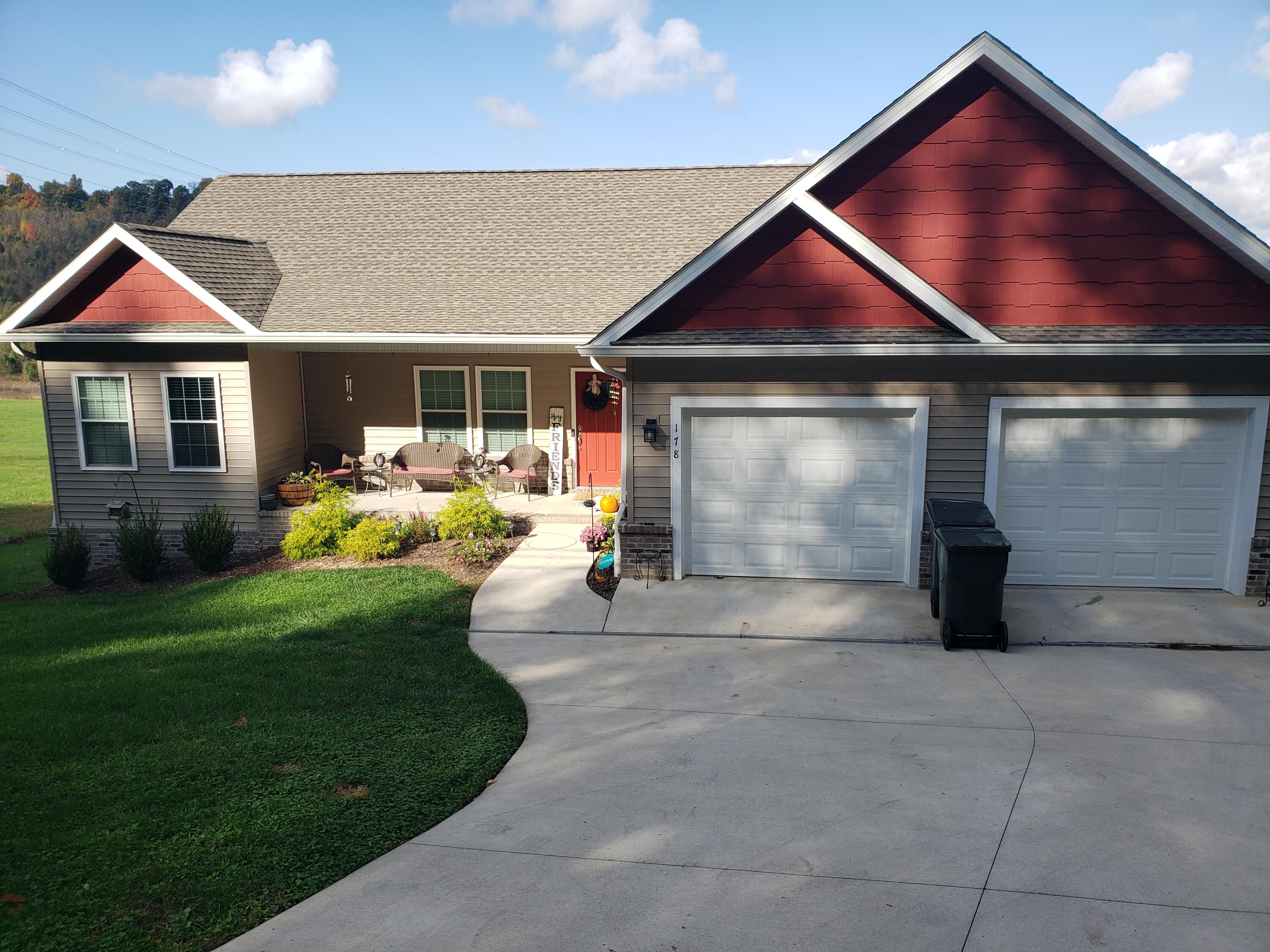 178 Pickens Road Kingsport, TN 37663 - Photo 1 of 17 20211101_110339