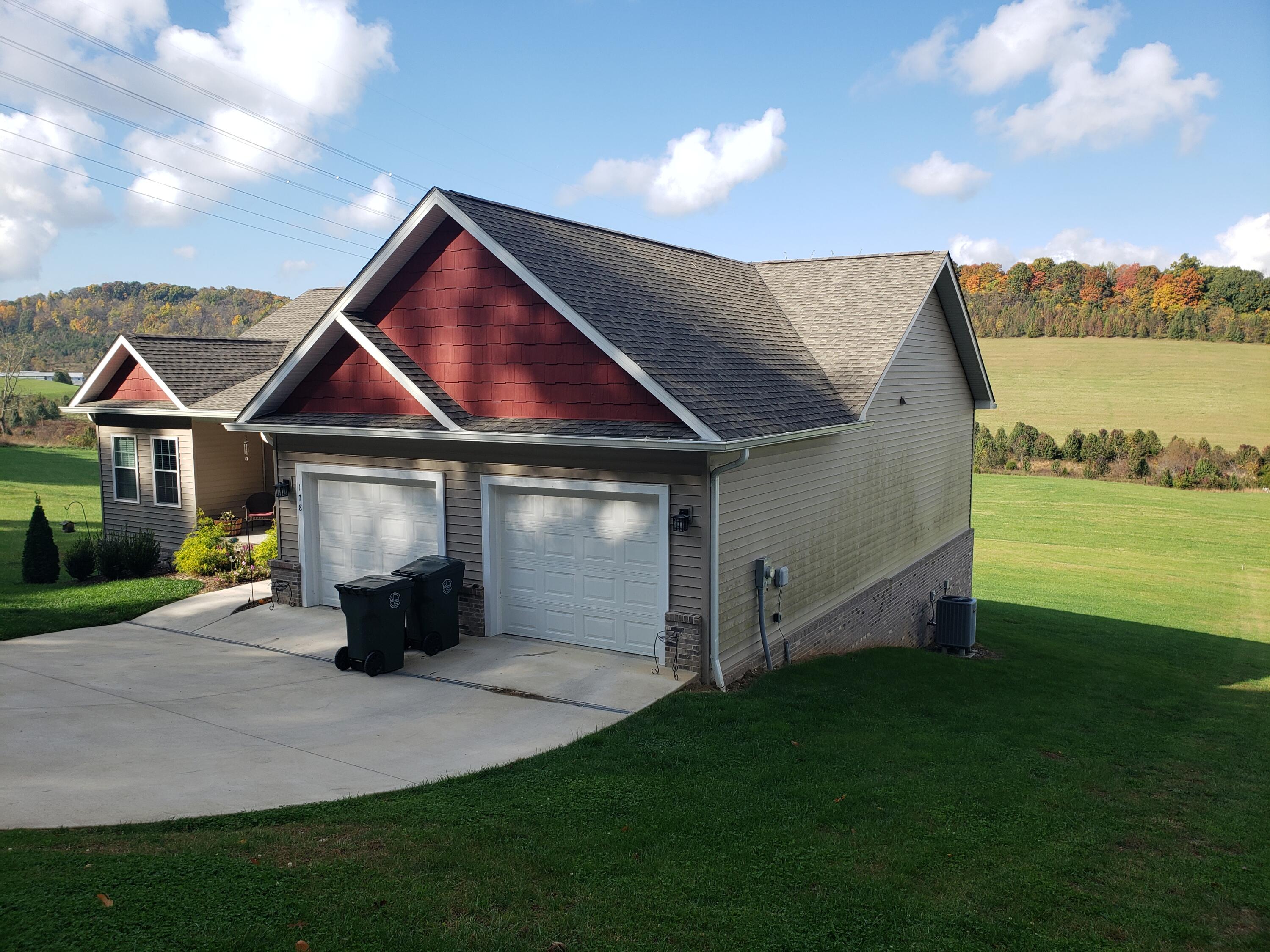 178 Pickens Road Kingsport, TN 37663 - Photo 2 of 17 20211101_110431 (1)