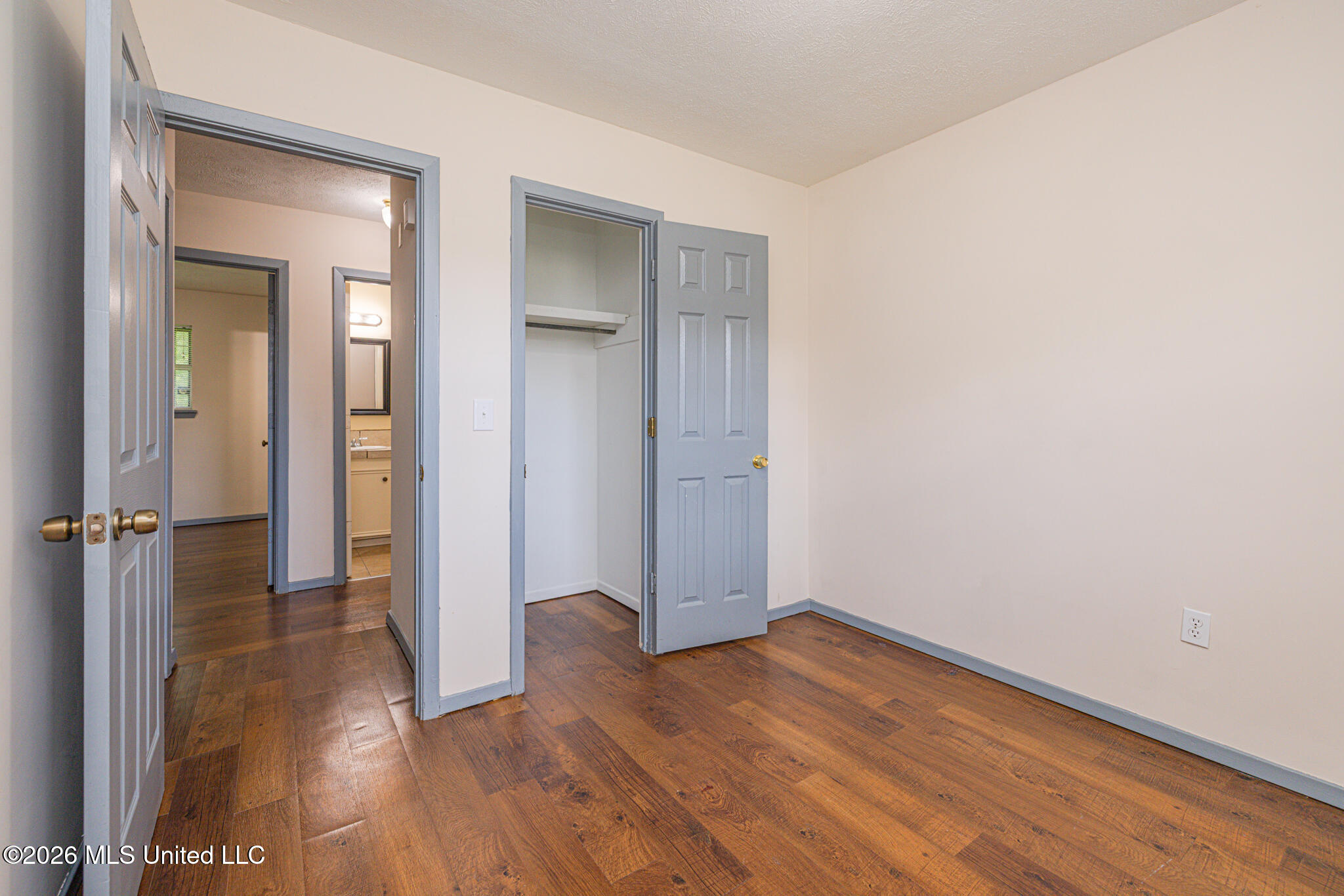 253 Rutherford B Hayes Circle Jackson, MS 39213 - Photo 17 of 25 1R4A7928