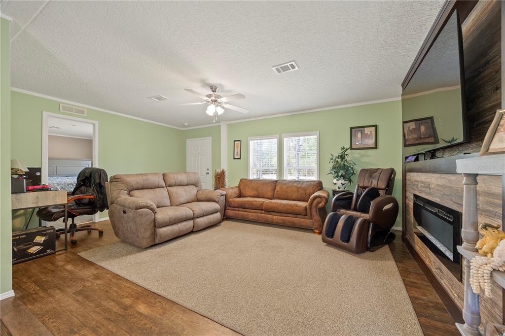 221 Magnolia Road Hawthorne, FL 32640 - Photo 9 of 41