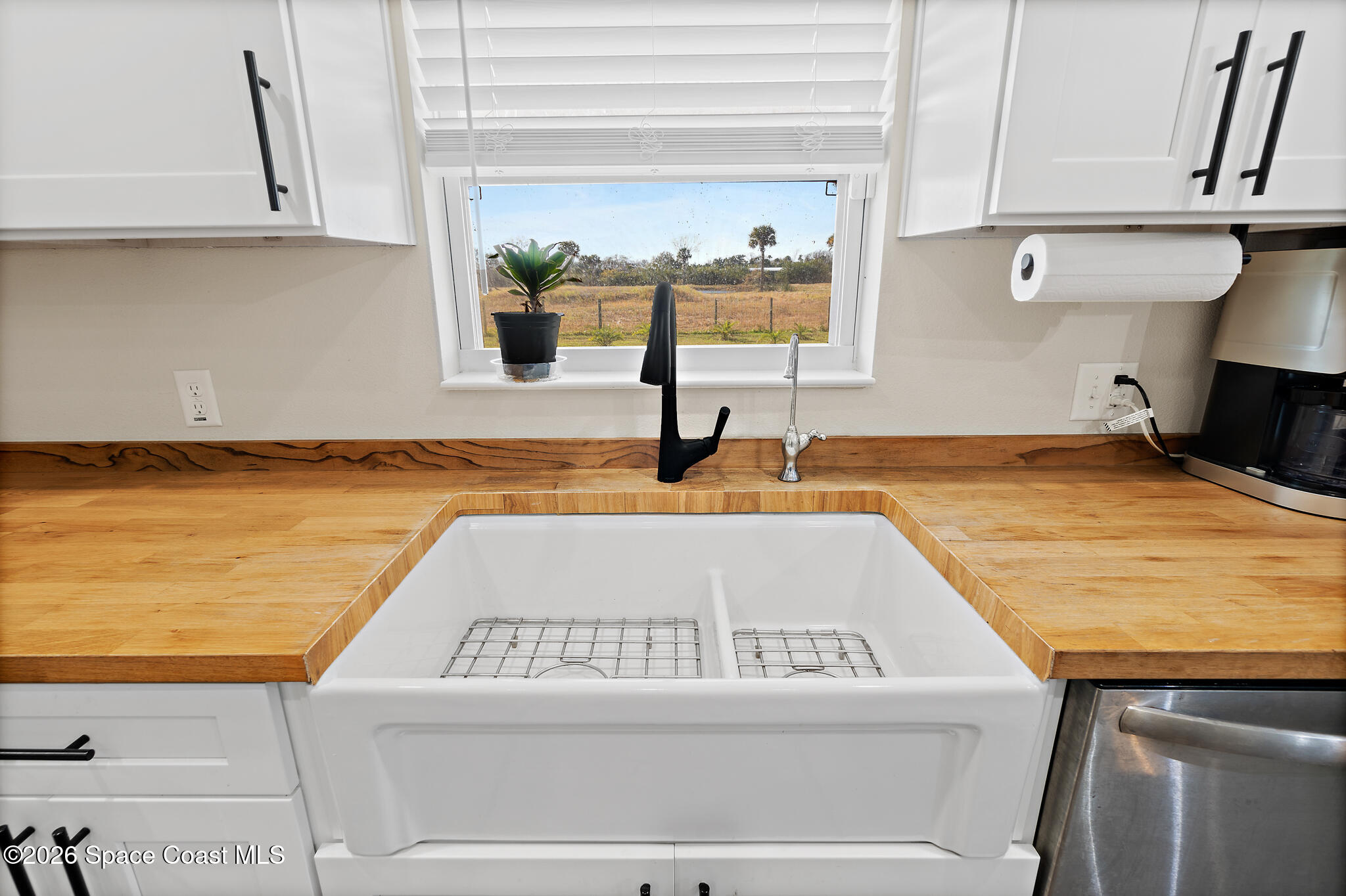 3440 Hammock Road Mims, FL 32754 - Photo 39 of 59 Farmhouse Sink