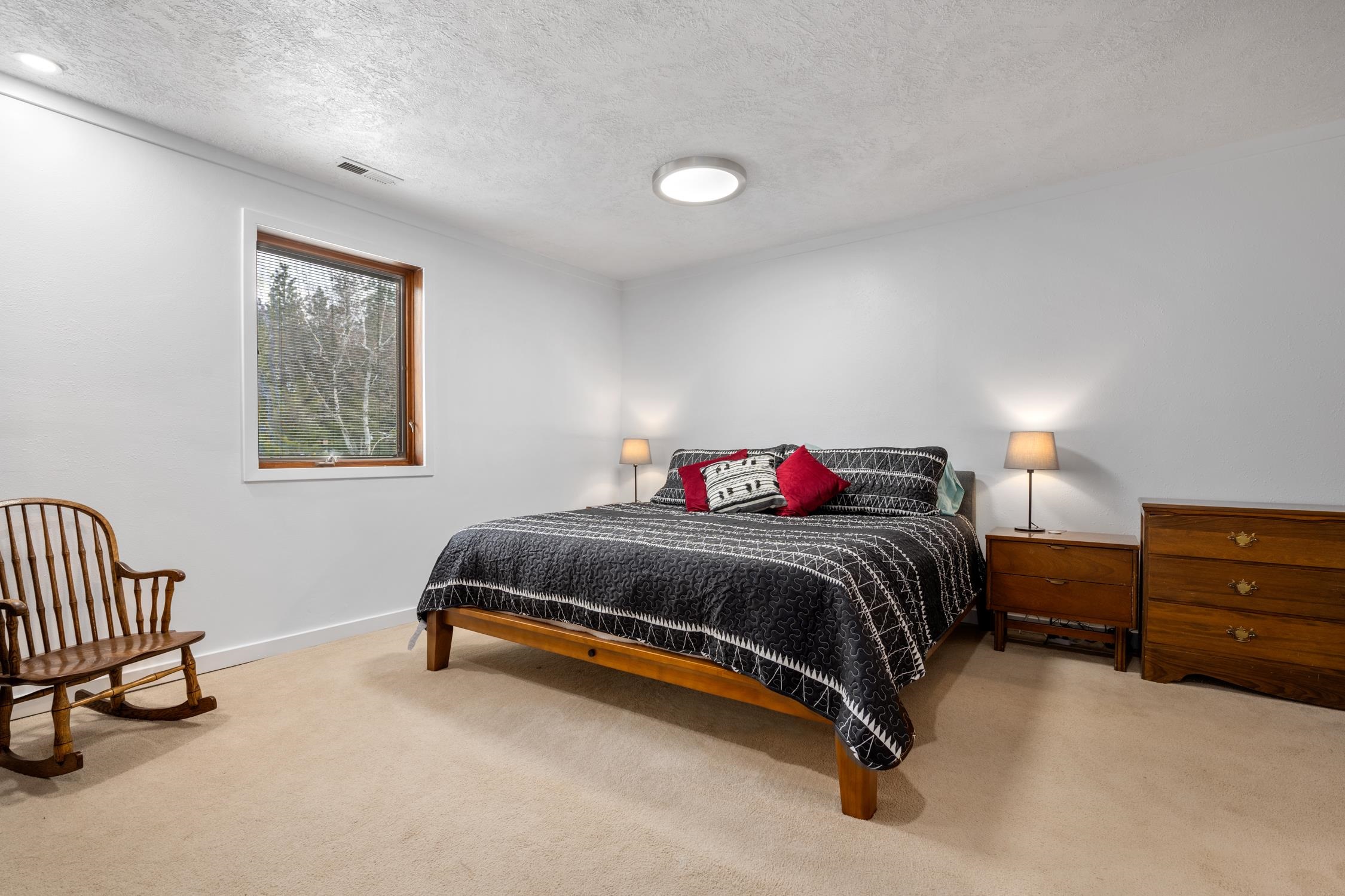 1501 West Smythe Road Spokane, WA 99224 - Photo 13 of 49 Gallery Image 13