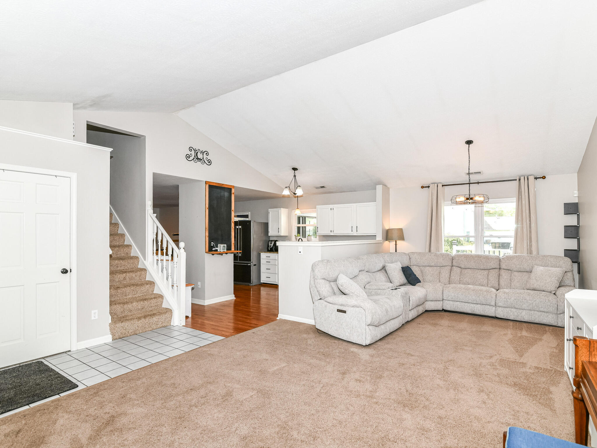 7338 Quartz Rock Road Indianapolis, IN 46236 - Photo 5 of 44 Gallery Image 5