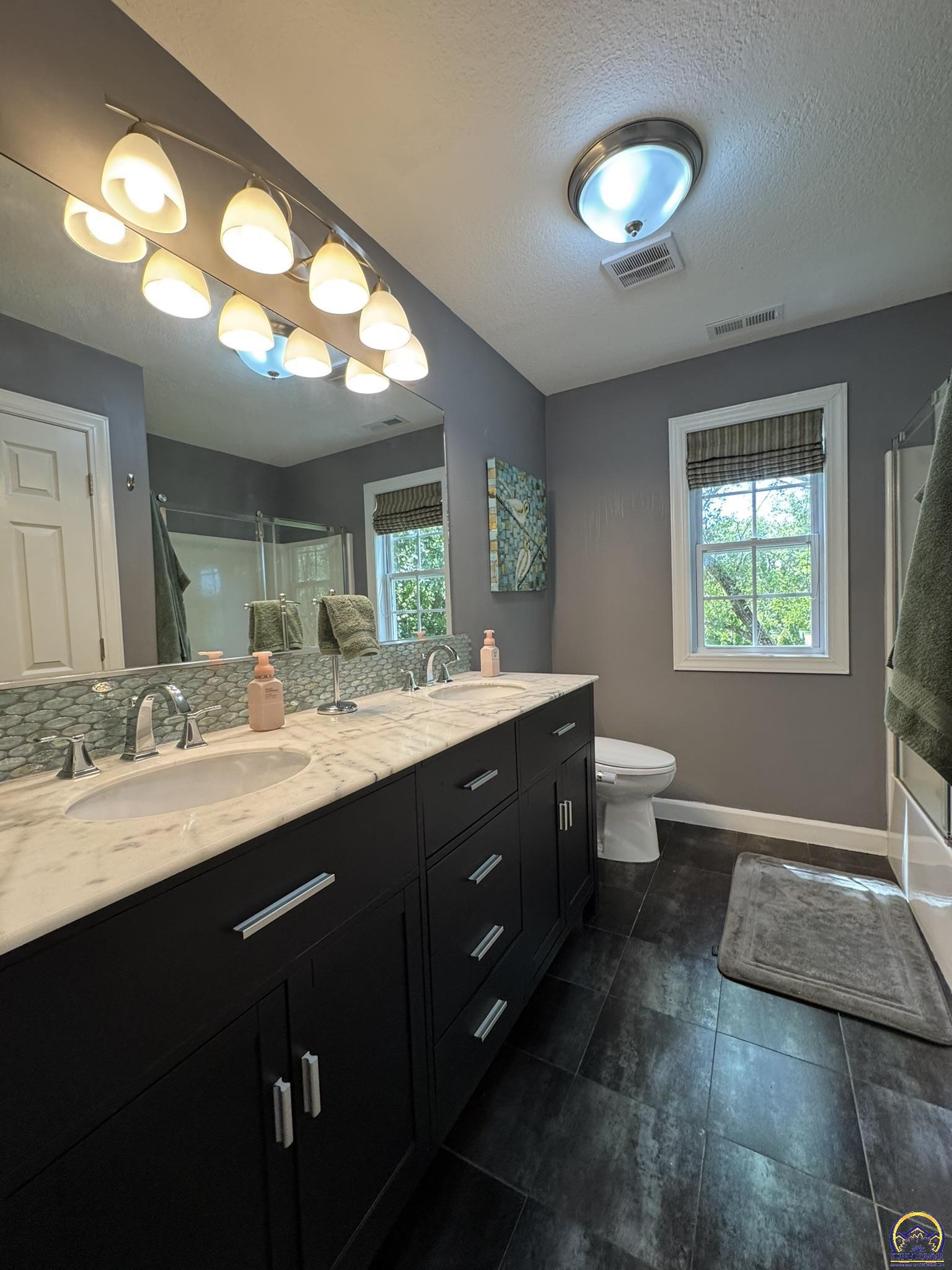 4415 Southeast West Edge Road Topeka, KS 66609 - Photo 50 of 90