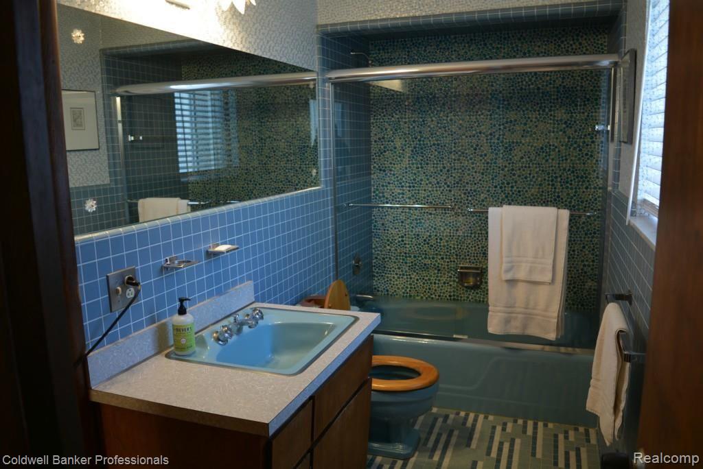 7 Roslyn Road Grosse Pointe, MI 48236 - Photo 25 of 41 DSC_1281.jpg