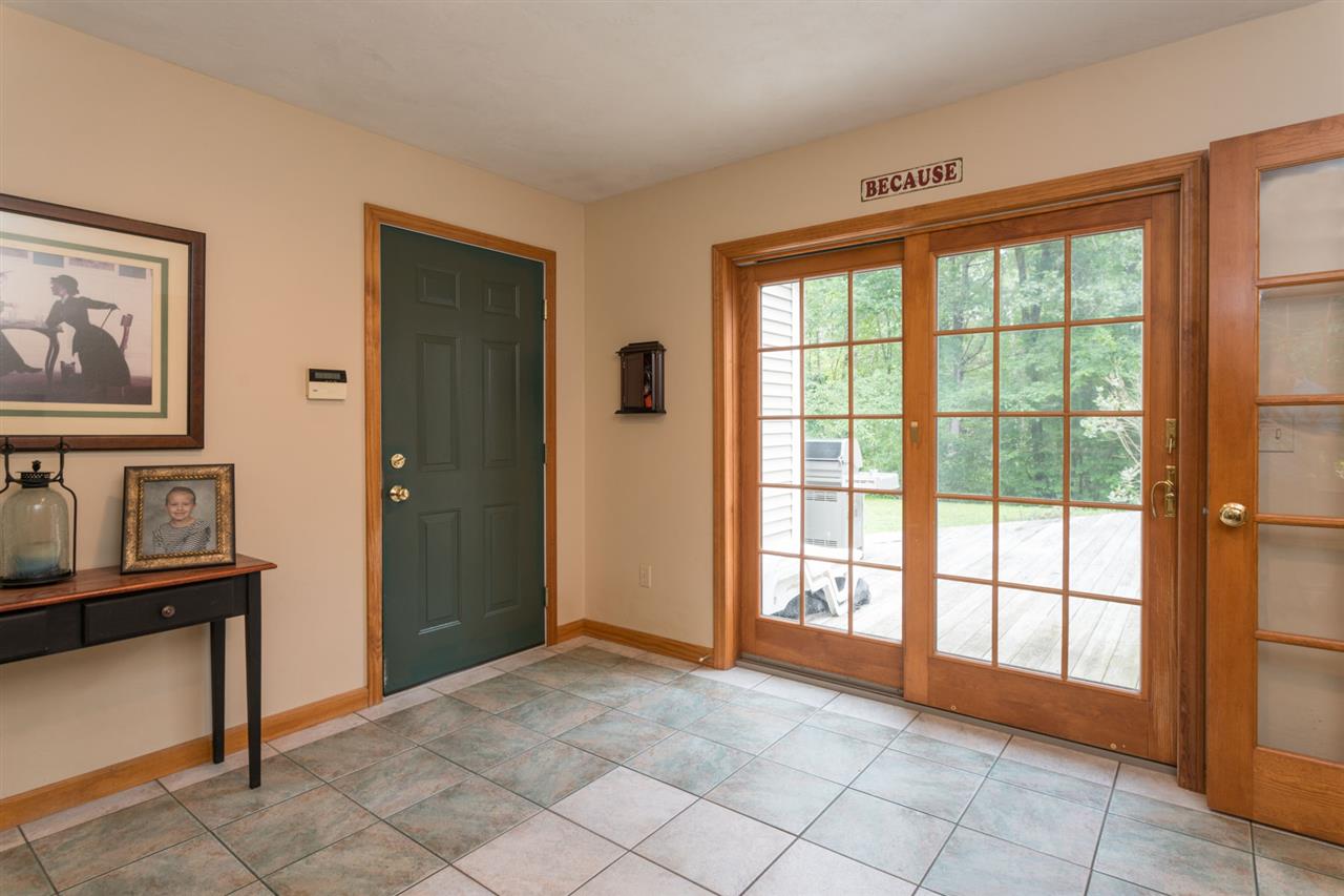 10 Thorne Road Kingston, NH 03848 - Photo 22 of 38