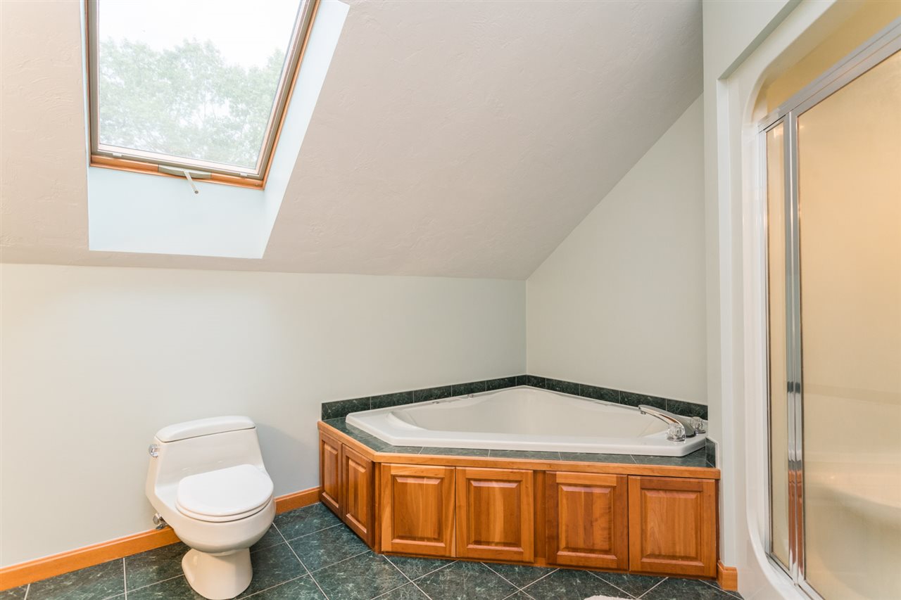 10 Thorne Road Kingston, NH 03848 - Photo 25 of 38