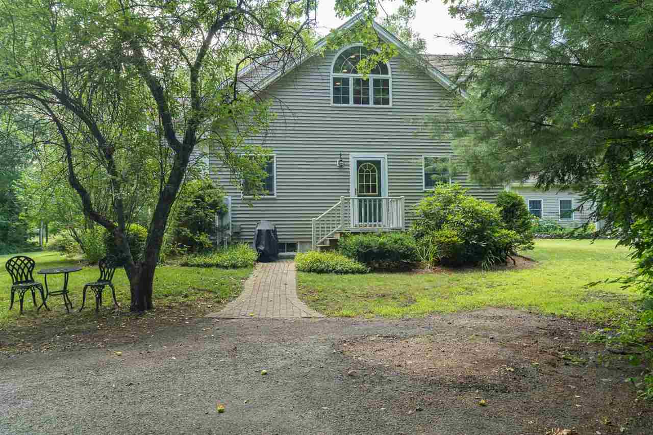 10 Thorne Road Kingston, NH 03848 - Photo 33 of 38