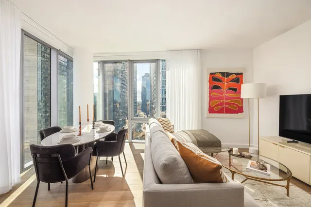 $7,090 | 89 DeKalb Avenue, Unit 16J | Downtown Brooklyn