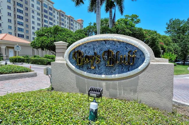 $599,900 | 1100 Imperial Drive, Unit 608, Sarasota, FL 34236