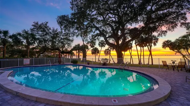 $599,900 | 1100 Imperial Drive, Unit 608, Sarasota, FL 34236